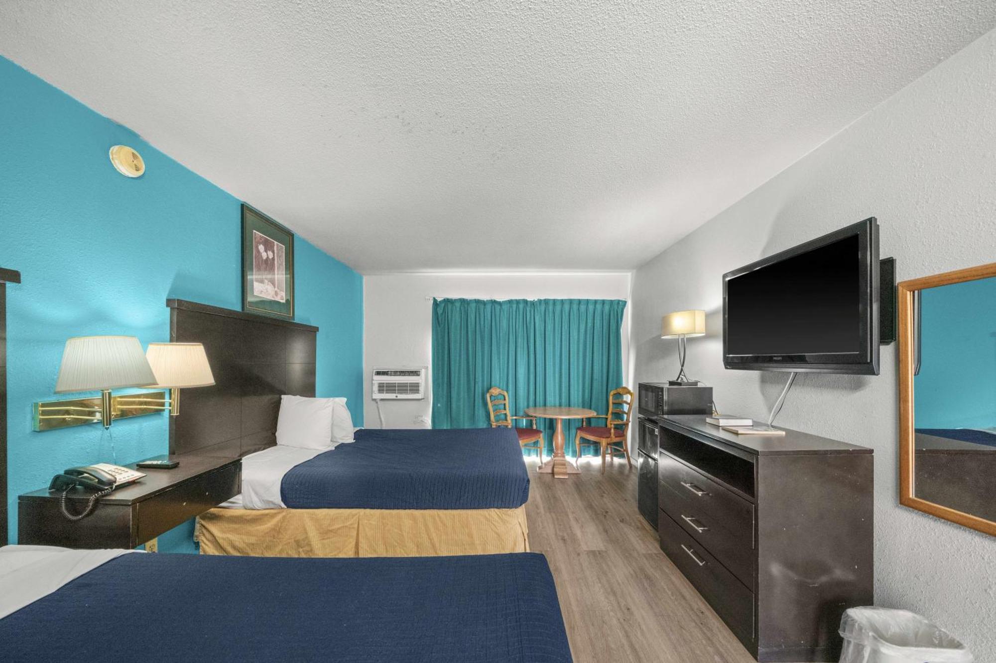 Executive Inn Rusk Bagian luar foto